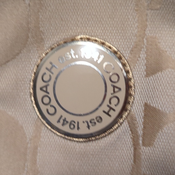 Gold Coach Purse. - Picture 2 of 4